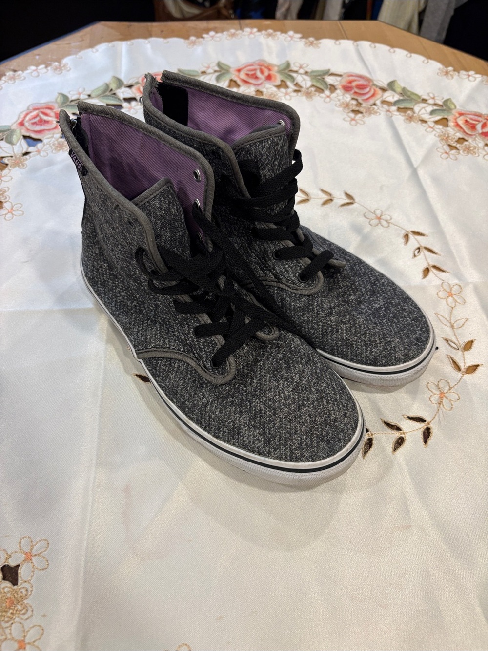 Vans Women’s Gray High-Top Sneakers with Purple Lining